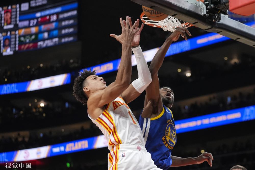 展现出强大 展现出强大